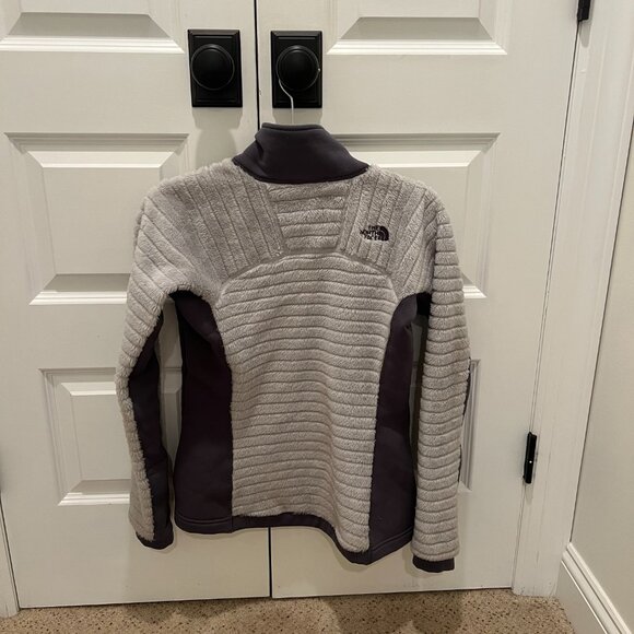 North Face Summit Series Fleece - Picture 2 of 6